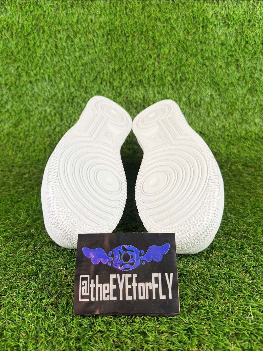 NEW Nike Air Force 1 Low '07 Essential White Red Gingham DZ2784-101 Women’s 8.5 - Picture 5 of 6